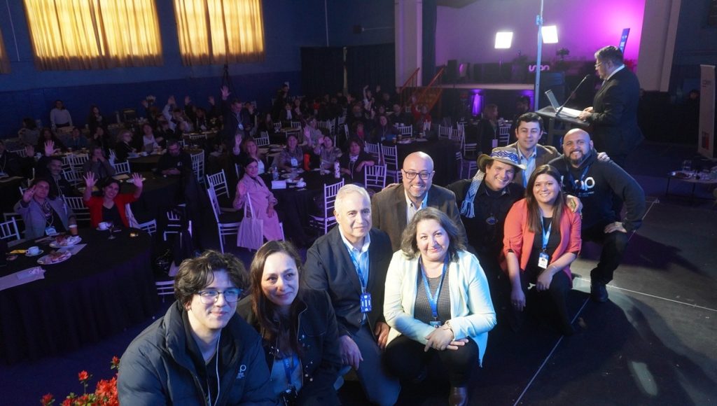 Malleco busca posicionarse como nuevo polo de turismo e innovación en el sur de Chile 1 Expositores y organizadores de la Cumbre Innova Malleco 2026 sobre turismo en Malleco, en Victoria